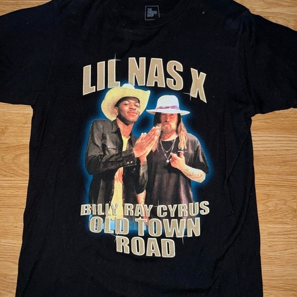 Black Graphic Tee Featuring Lil Nas X and Billy Ray Cyrus - Picture 3 of 4